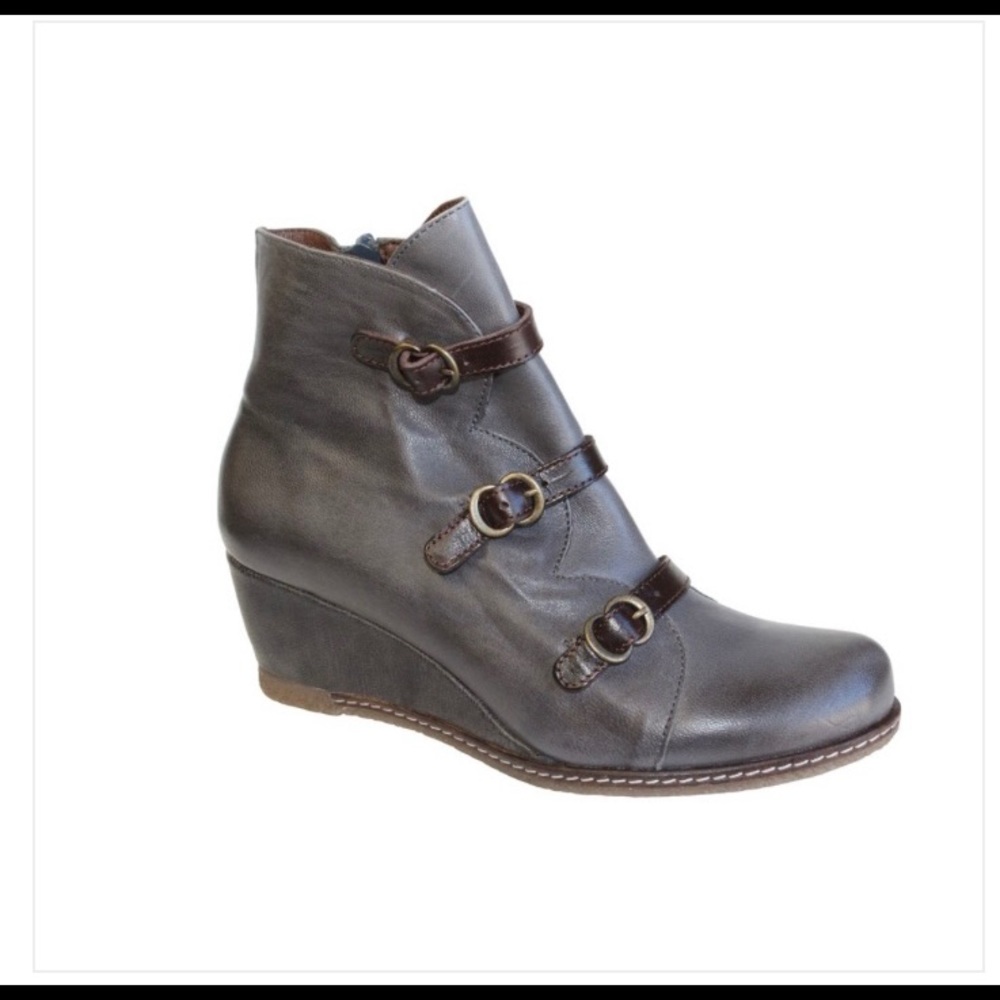 Womens Lena Boots Gray, Size-7